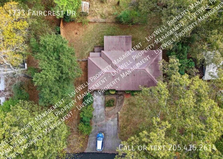 Photo - 1733 Faircrest Dr