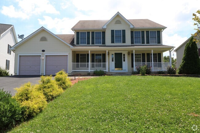 Building Photo - 5 BD + 3.5 Bath Bright & Beautiful Colonia... Rental