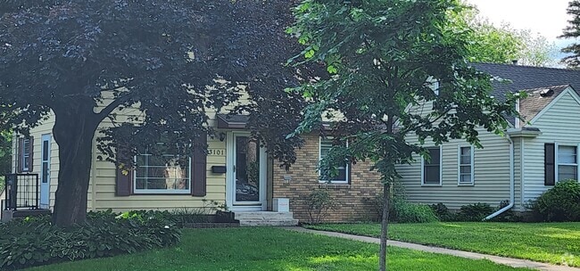Building Photo - 3101 Quebec Ave S Rental