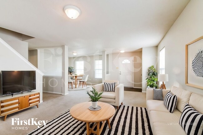 Photo - 12663 Republic Dr