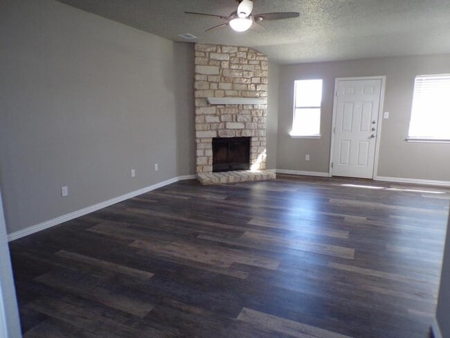 Photo - 5006 Parkwood Dr