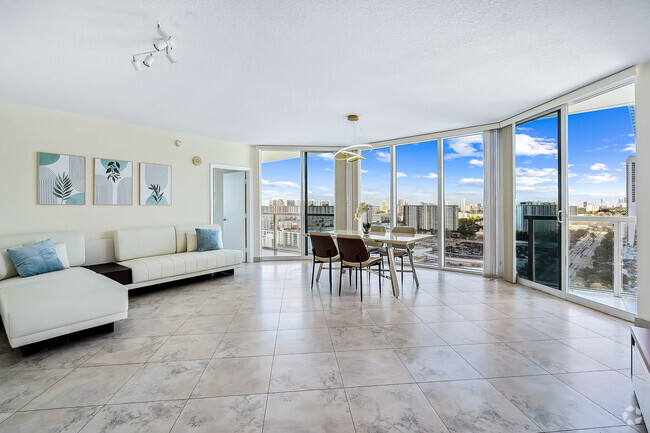 Building Photo - 16699 Collins Ave Unit 2307 Rental