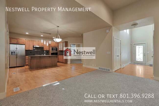 Photo - 1327 Urbandale Ln