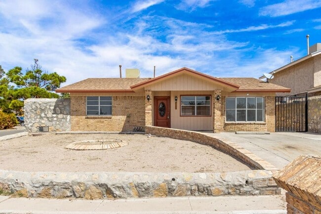 Building Photo - 11701 Henry Phipps Dr