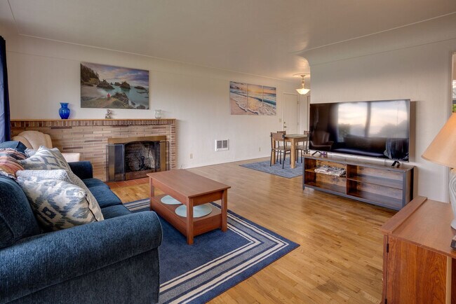 Photo - 1226 Iris St Unit SI ID1605363P