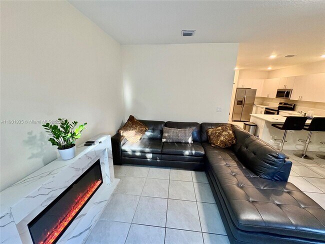 Photo - 1020 SE 26th Ter