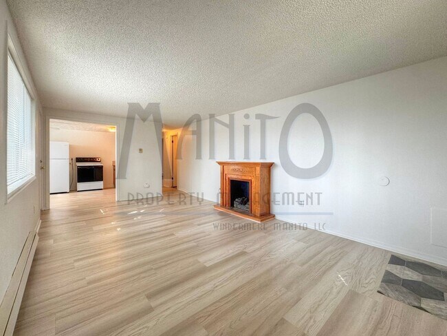 Building Photo - 1428 W 6th Ave Unit 2