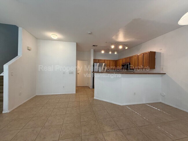 Photo - 1702 E Bell Rd Unit 104