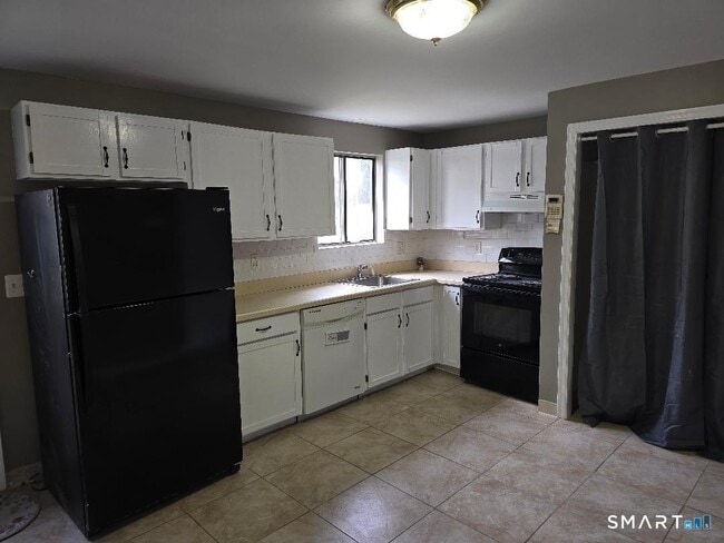 Photo - 1448 Meriden Rd Unidad 3