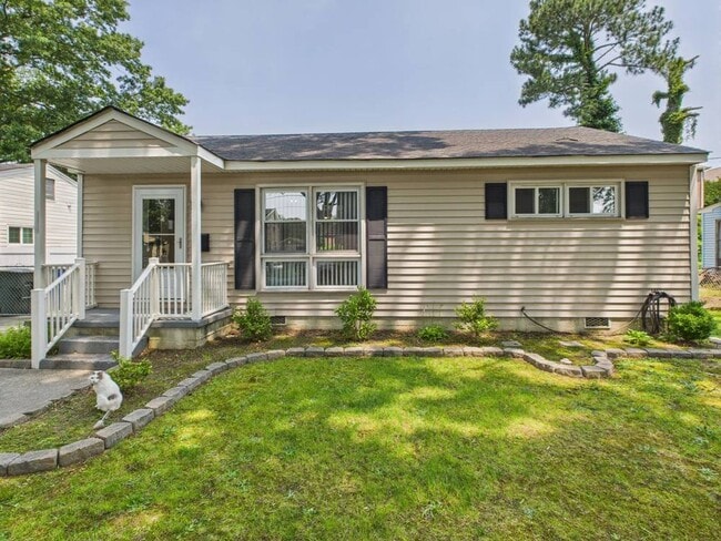 Cozy 2 Bedroom 1 Bathroom Ranch style Home... - Cozy 2 Bedroom 1 Bathroom Ranch style Home...