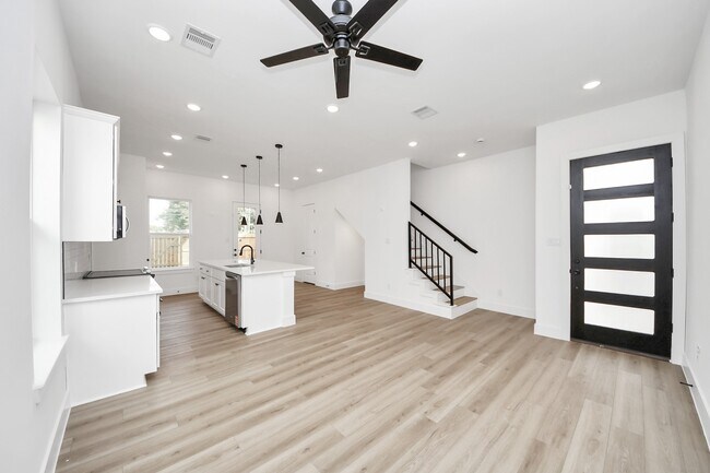 Photo - 2708 Bostic St Unit A