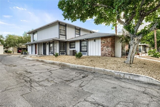 Photo - 1377 Lorilyn Ave Unidad 3