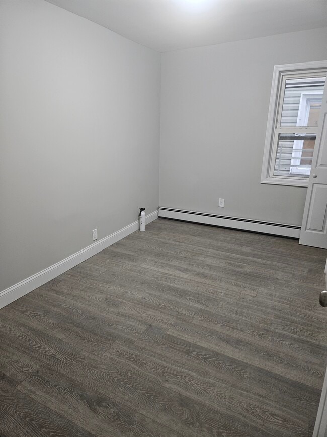 Photo - 132 Seymour Ave Unidad #3