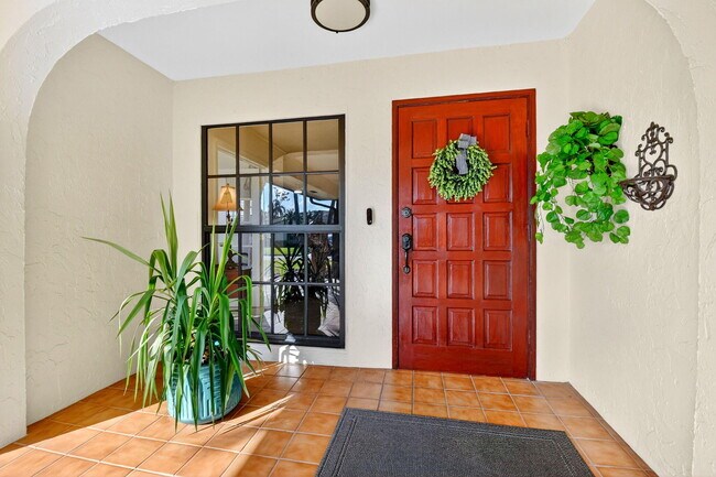 Photo - 435 Pine Villa Dr