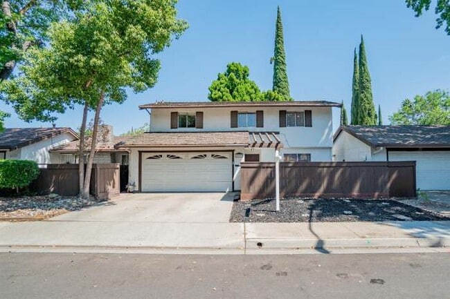 Building Photo - 2637 El Goya Dr Rental