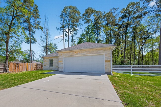 Photo - 25106 Morgan Cemetery Rd