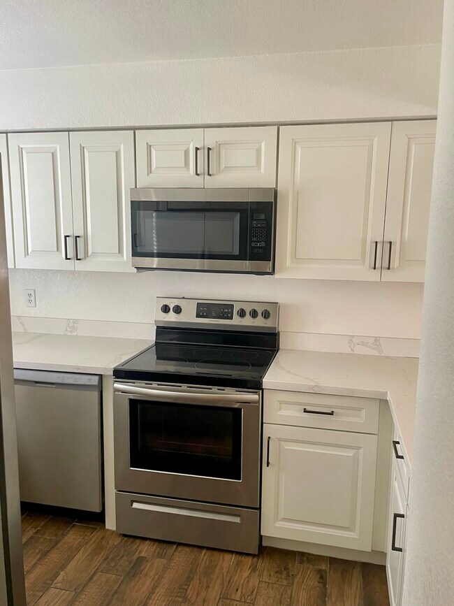 Photo - 3309 N 70th St