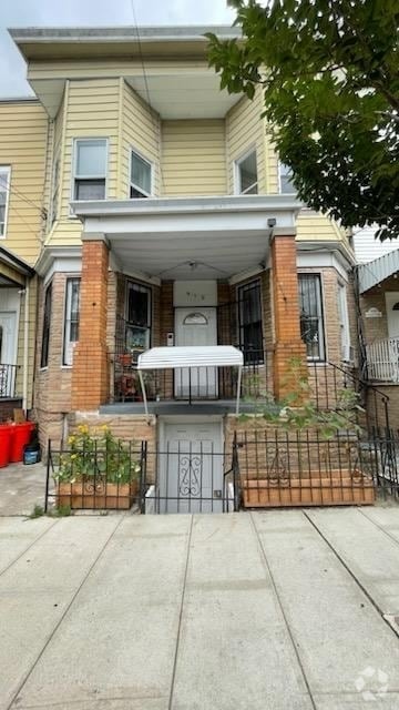 Building Photo - 910 16th St Unit 4 Rental