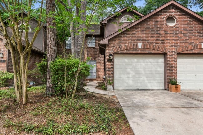 Building Photo - 13 E Willowood Ct