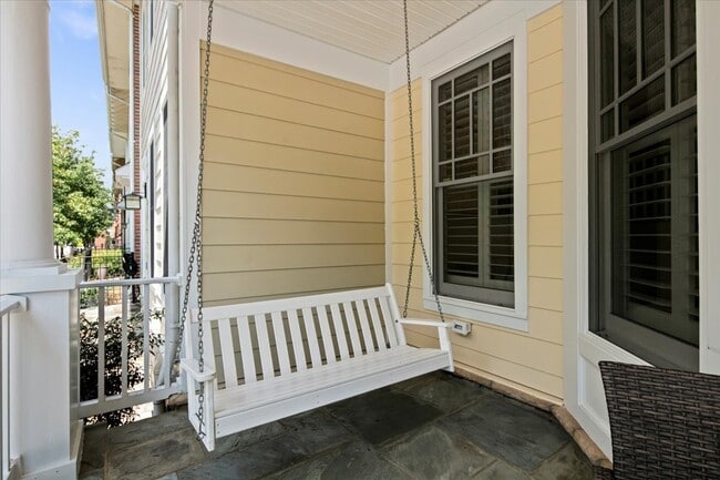 Photo - 2863 11th St N