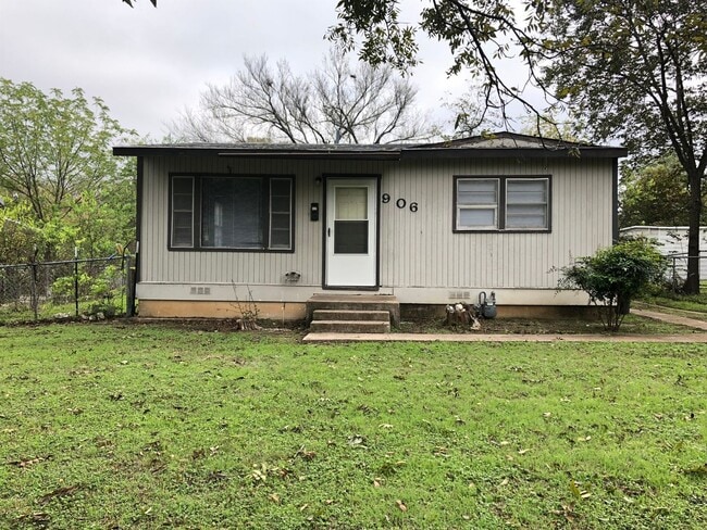 Photo - 906 S 4th St House