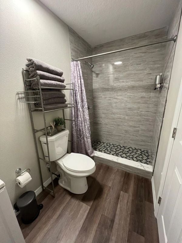 Building Photo - 6208 Pinewood Village Cir W Rental