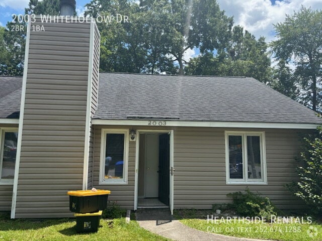 Building Photo - 2003 White Hollow Dr Rental