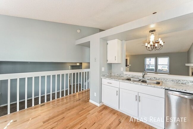 Photo - 6111 S Tabor St