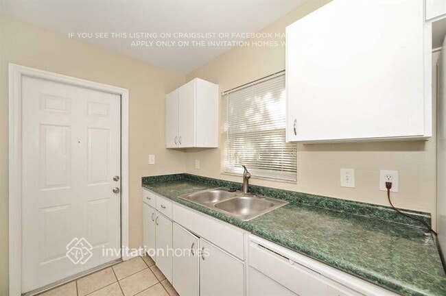 Photo - 604 Nicholson St
