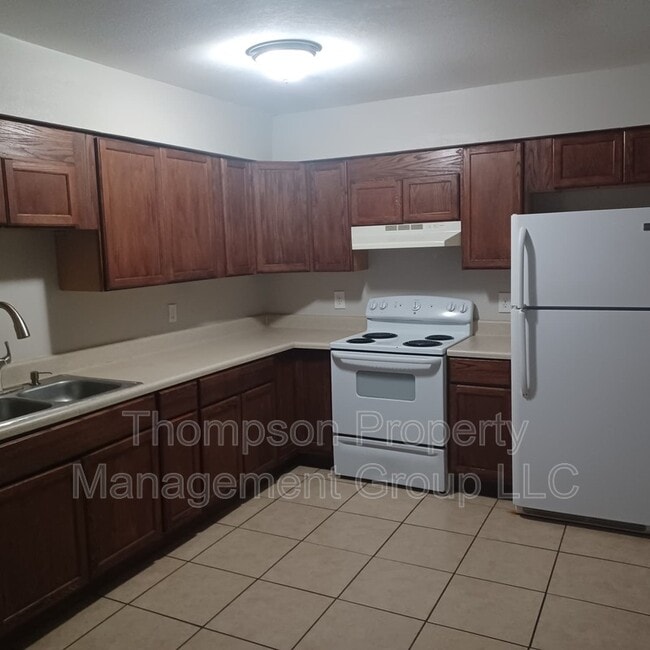 Photo - 2704 E 25th Ave