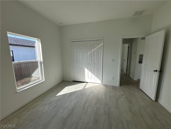 Building Photo - 3005 31st St W