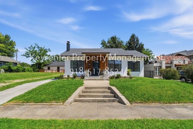 Building Photo - Midtown Tulsa | 4 Bed | 2 Bath | 2,010 SQFT