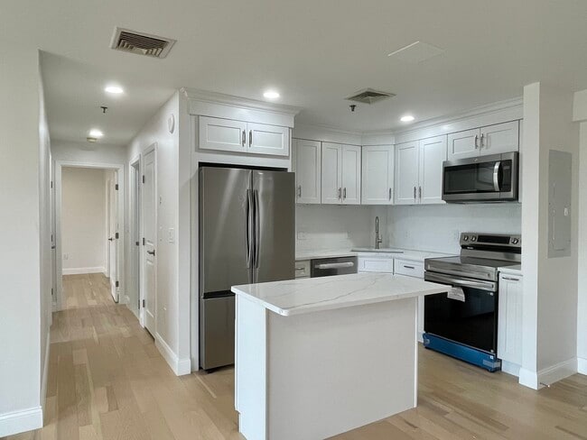 Photo - 500 Washington St Unit 306