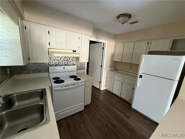 Photo - 227 Davidson Ave