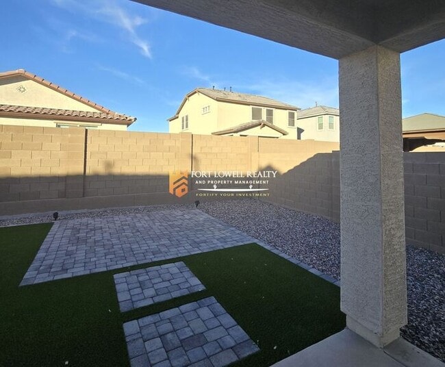 Photo - 17930 W Toronto Way