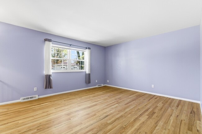 Photo - 6479 Karl Rd