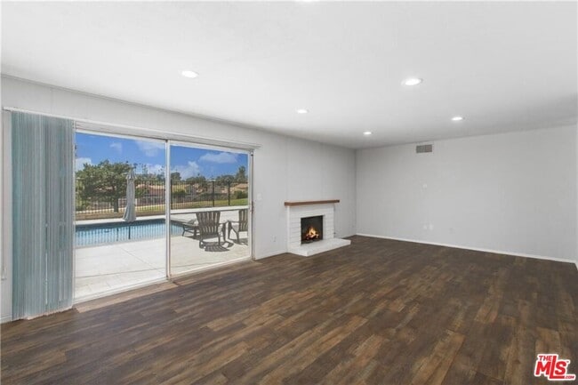 Photo - 5641 Camino Real