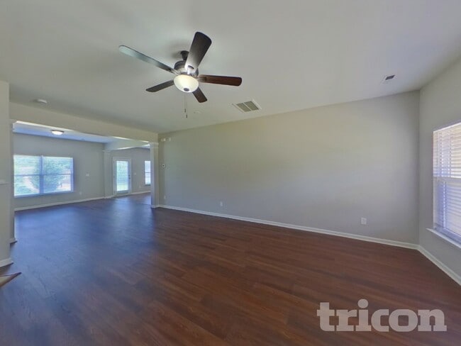 Photo - 1522 Ladora Dr