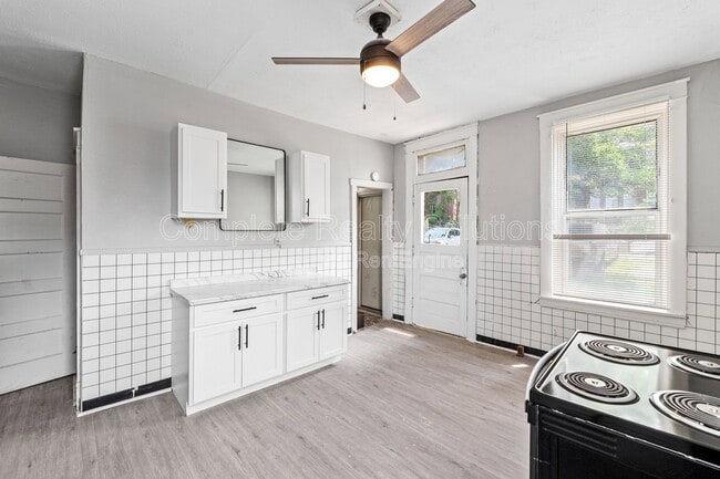 Photo - 4222 S 38th St Unit 4222