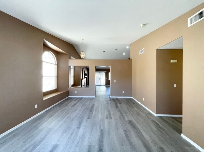 Photo - Nice 1-Story Single House