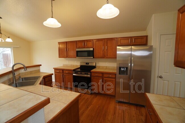 Photo - 10027 Idalia St