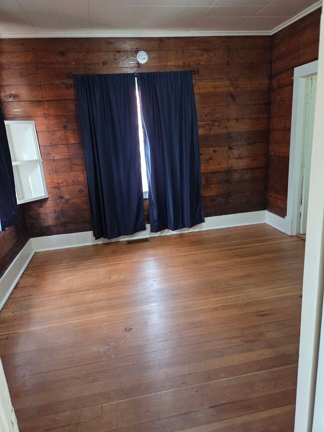 Photo - Spacious 4-Bedroom Home in the Heart of Kellogg
