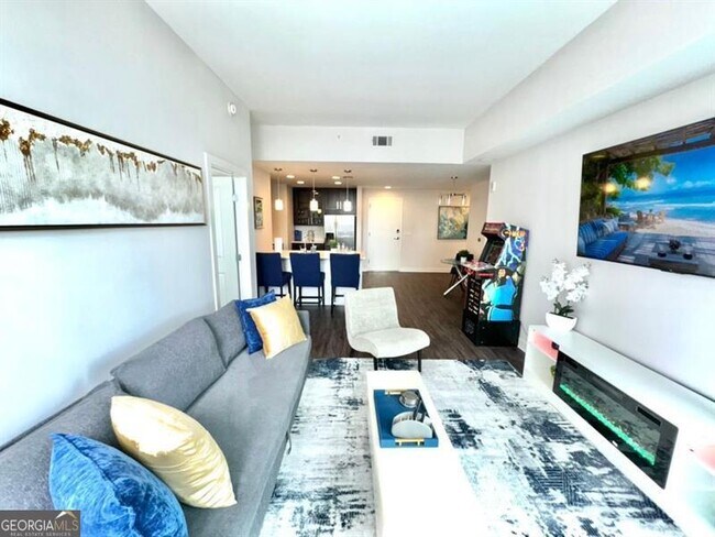 Photo - 3382 Peachtree St NE Unit S08