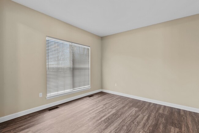 Photo - 612 Zumwalt Crossing