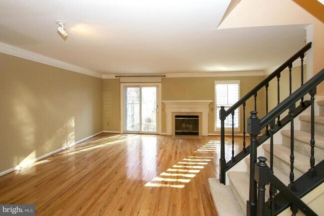 Photo - 153 Finale Terrace