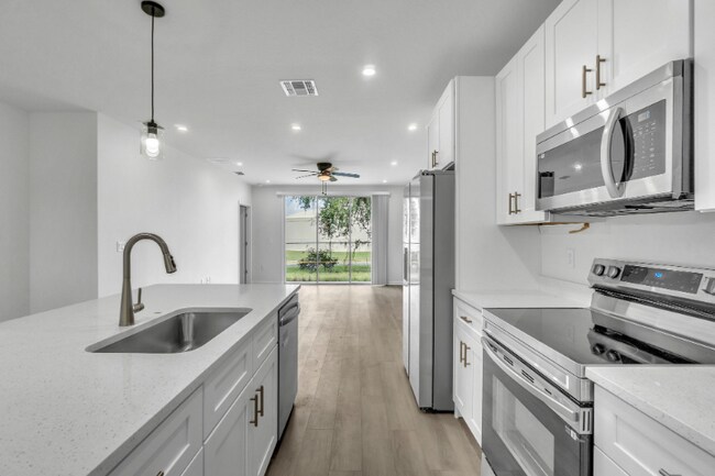 Photo - 1006 Stinson St