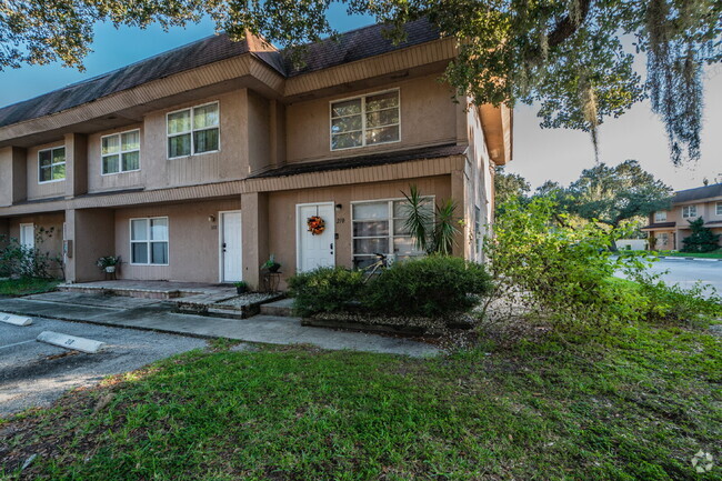 Building Photo - 2 Story Condo for Annual rent in Fairway Oaks Unit 100