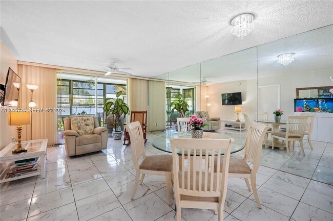 Photo - 2999 Point E Dr Unit C109