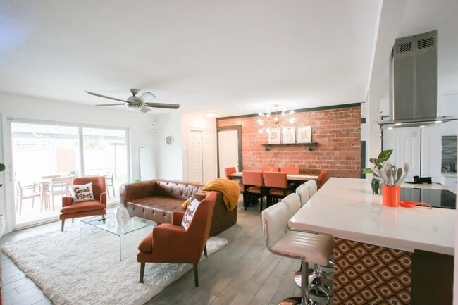 4717 E Polk St Unit SI ID1570244P