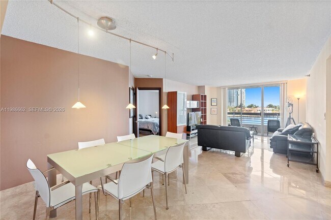 Photo - 19101 NE 36th Pl Unit 409